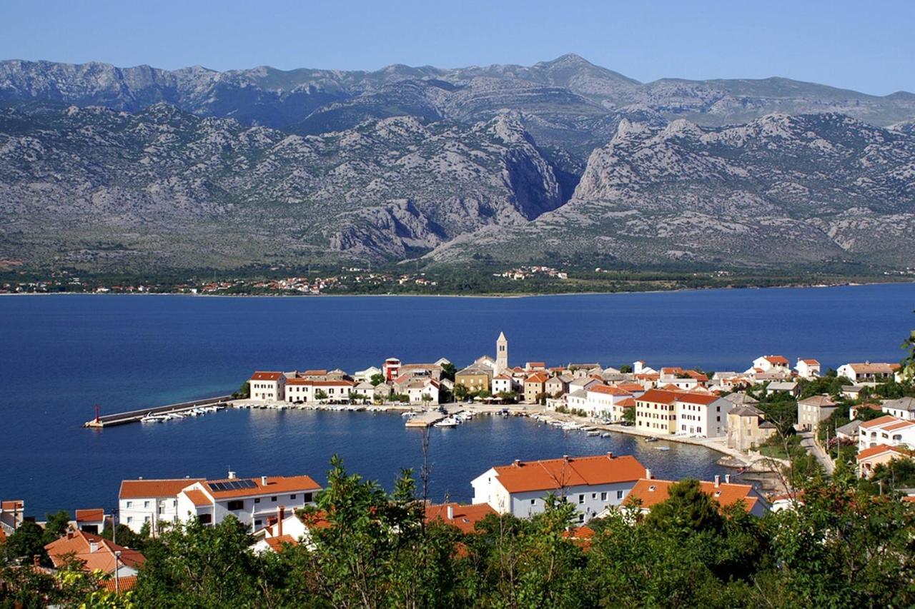 Apartments And Rooms By The Sea Vinjerac, Zadar - 3248 Bagian luar foto