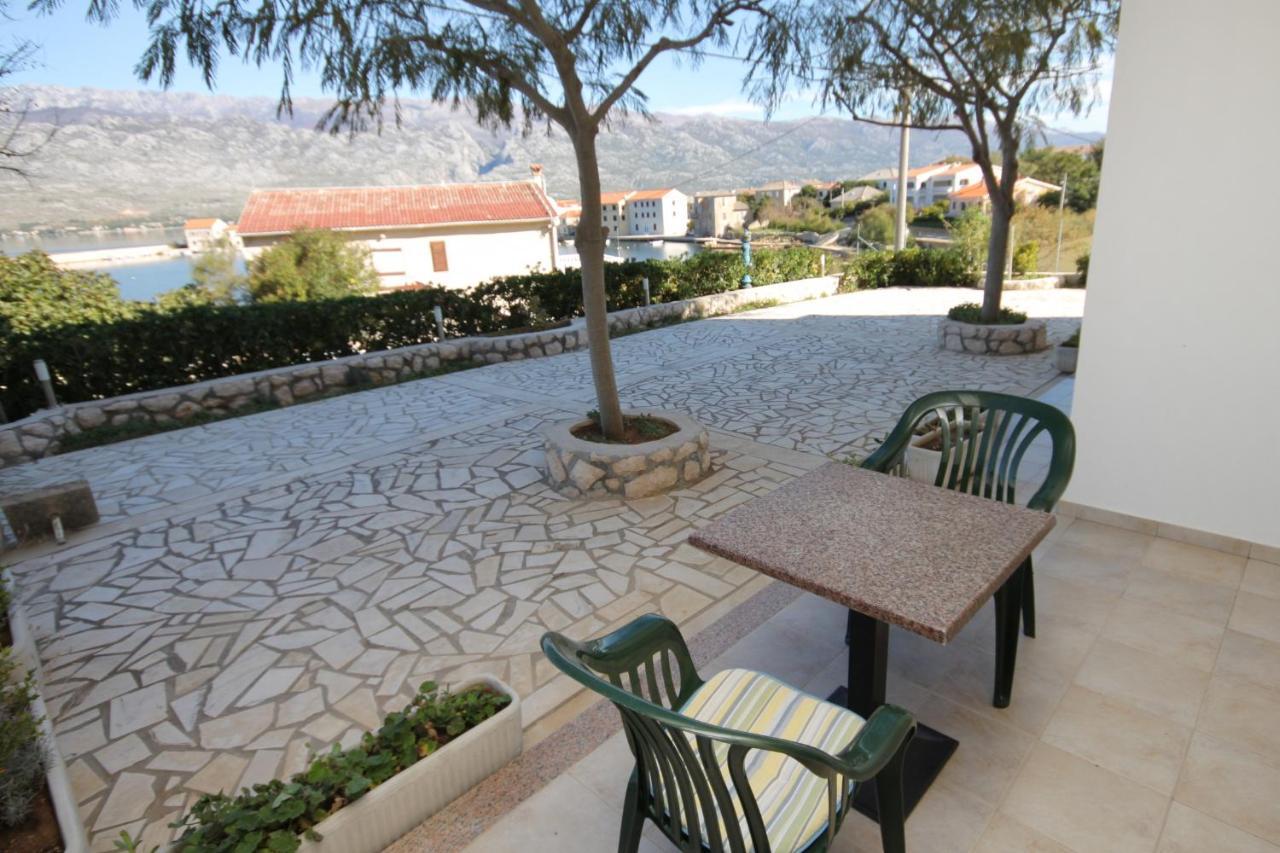 Apartments And Rooms By The Sea Vinjerac, Zadar - 3248 Bagian luar foto