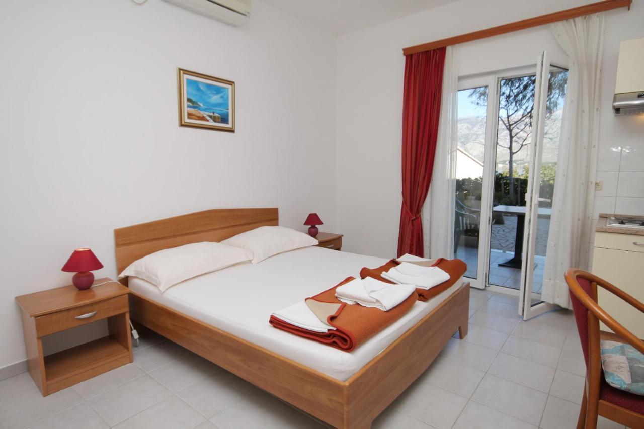 Apartments And Rooms By The Sea Vinjerac, Zadar - 3248 Bagian luar foto